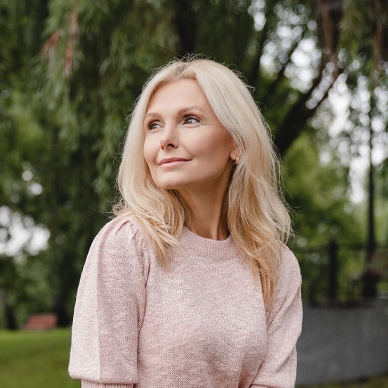 fcs-intro-woman-in-pink-sweater